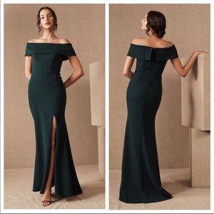 BHLDN Delice Off-the-Shoulder Crepe Maxi Dress
Z483-1 Size = 0